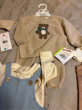 T.J.Maxx Beige Knit Bear Sweater & Cream Tights Set with Green Scarf Accent
